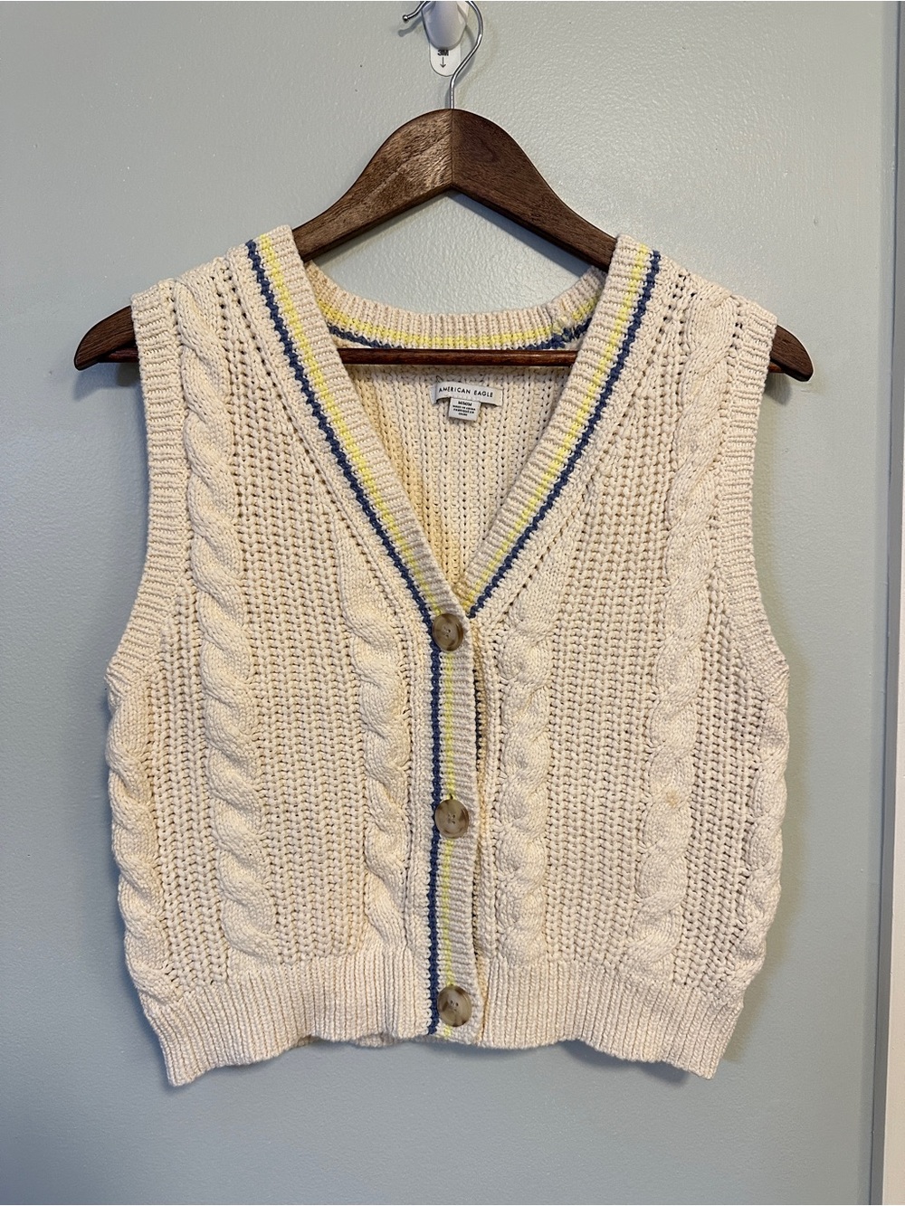 American Eagle Outfitters Cream Cable Knit Button Front Sweater Vest medium